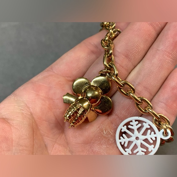 Louis Vuitton Vivienne Ice Skate Chain Bag Charm M01440 - Picture 15 of 16